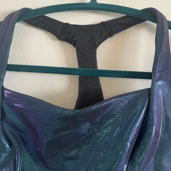 Fast-Lane Medium Impact Sports Bra - Picture 12 of 14